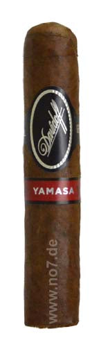 Davidoff Yamasa Petit Churchill